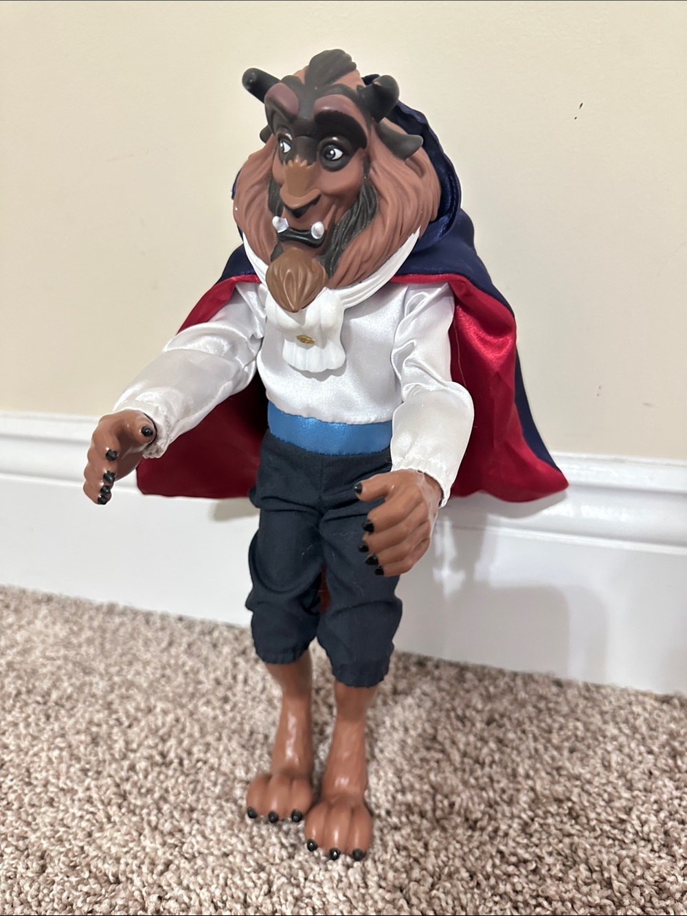 Disney Store Exclusive Beauty & The Beast Classic Beast Doll Toy Figure 12"